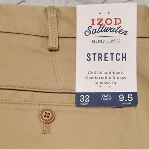 Izod stretch relaxed shorts